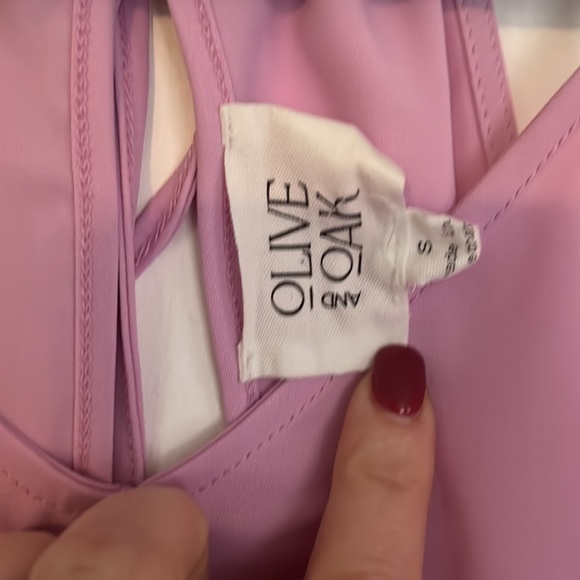 Olive & Oak Ruffle Spaghetti Strap Sleeveless Top size Small - Picture 3 of 8